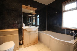 Lansdowne Bathroom (Bath)